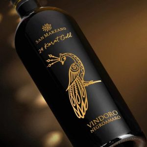 Rượu Vang Con Công Gold Limited Edition - rượu vang đỏ khô được tạo ra từ giống nho Negroamaro